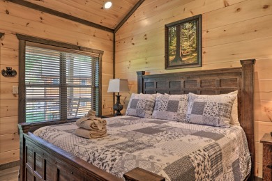 Lake House Wanderlust Pool Cabin Private Pool, Hot Tub, , on  in Tennessee - Lakehouse Vacation Rental - Lake Home for rent on LakeHouseVacations.com