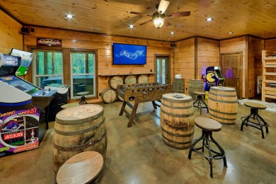 Lake House Luxury Pool Cabin w Theater Firepit Hot tub, , on  in Tennessee - Lakehouse Vacation Rental - Lake Home for rent on LakeHouseVacations.com