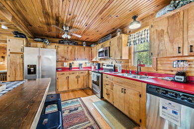 Lake House Romantic hot tub cabin Secluded , , on  in Tennessee - Lakehouse Vacation Rental - Lake Home for rent on LakeHouseVacations.com