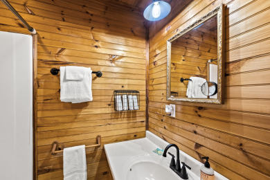 Lake House Romantic hot tub cabin Secluded , , on  in Tennessee - Lakehouse Vacation Rental - Lake Home for rent on LakeHouseVacations.com