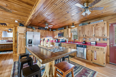 Lake House Romantic hot tub cabin Secluded , , on  in Tennessee - Lakehouse Vacation Rental - Lake Home for rent on LakeHouseVacations.com
