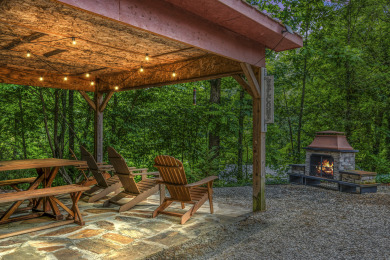 Lake House Romantic hot tub cabin Secluded , , on  in Tennessee - Lakehouse Vacation Rental - Lake Home for rent on LakeHouseVacations.com