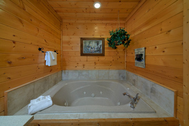 Lake House Grand Legacy 180 degree Views, Arcade, Hot Tub, , on  in Tennessee - Lakehouse Vacation Rental - Lake Home for rent on LakeHouseVacations.com