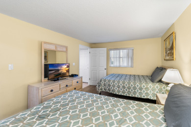 Lake House 3 Bedroom 2 Bath Beach Front Unit, , on  in Florida - Lakehouse Vacation Rental - Lake Home for rent on LakeHouseVacations.com