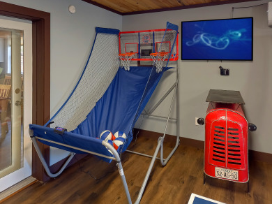 Lake House Skybox Lodge Views, Sports Bar, Theater, Games, , on  in Tennessee - Lakehouse Vacation Rental - Lake Home for rent on LakeHouseVacations.com