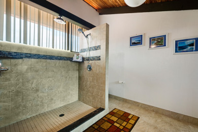Lake House Kksr#5-304 The Very Best Direct Oceanfront Corner Penthouse in all of Kona, , on  in Hawaii - Lakehouse Vacation Rental - Lake Home for rent on LakeHouseVacations.com