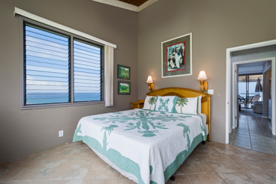 Lake House Kksr#5-304 The Very Best Direct Oceanfront Corner Penthouse in all of Kona, , on  in Hawaii - Lakehouse Vacation Rental - Lake Home for rent on LakeHouseVacations.com