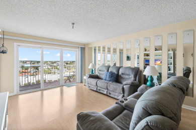 Lake House Beachfront 2BR w Sunrise Balcony and Heated Pool, , on  in Florida - Lakehouse Vacation Rental - Lake Home for rent on LakeHouseVacations.com