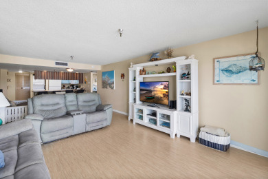 Lake House Beachfront 2BR w Sunrise Balcony and Heated Pool, , on  in Florida - Lakehouse Vacation Rental - Lake Home for rent on LakeHouseVacations.com