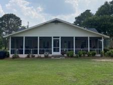  Ad# 6337 lake house for rent on LakeHouseVacations.com, lakehouse, lake home rental, lakehome for rent, vacation, holiday, lodging, lake