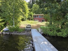  Ad# 7368 lake house for rent on LakeHouseVacations.com, lakehouse, lake home rental, lakehome for rent, vacation, holiday, lodging, lake