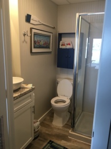 Lakehouse Vacation Rental - Lake Homes for rent on LakeHouseVacations.com, Lake property, Lake House Lake House Beautifully Renovated Lake Home - Great Location, Downstairs bath remodeled 2018, on Jimmerson Lake in Indiana - Lakehouse Vacation Rental - Lake Home for rent on LakeHouseVacations.com