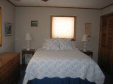  Ad# 7710 lake house for rent on LakeHouseVacations.com, lakehouse, lake home rental, lakehome for rent, vacation, holiday, lodging, lake
