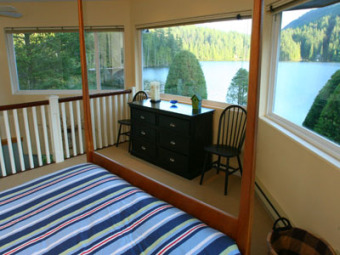 Lake House North Lake 2 Bedroom Sunshine Coast Water Front Retreat, , on North Lake in British Columbia - Lakehouse Vacation Rental - Lake Home for rent on LakeHouseVacations.com