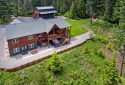 Incredible Aspen Lodge! Year Round Specials Hot Tub Sledding Hill 5 AC, on Lake Cle Elum, Lake Home rental in Washington