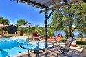 Fabulous 65-acre Ranch! PRIVATE POOL 4 miles to the river and Schlitterbahn!, on (private lake), Lake Home rental in Texas