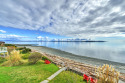 Spectacular 4 Bedroom Oceanfront Beach House, on North Saanich / Haro Strait, Lake Home rental in British Columbia