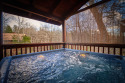 Luxury 2 bedroom cabin in resort setting. Pet Friendly!, on Powdermilk Creek - Gatlinburg, Lake Home rental in Tennessee