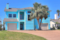 Large canal front home! Boat lift! Close to Rockport Beach!, on Gulf of Mexico - Estes Cove, Lake Home rental in Texas