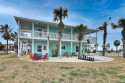 Spacious beach house located in a private community. Golf cart boardwalk., on Gulf of Mexico - Port Aransas, Lake Home rental in Texas