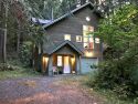 Mt. Baker Lodging - Snowline Cabin #51 - An Executive Style Cabin That Sleeps 8!, on Nooksack River, Lake Home rental in Washington