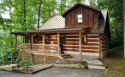 Romantic True Log Cabin with private hot tub! Walk to Downtown Gatlinburg! , on West Prong Little Pigeon River - Gatlinburg, Lake Home rental in Tennessee