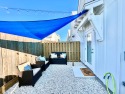 Coastal Chic This Modern Townhome is Just a Stone's Throw from the Beach, on Gulf of Mexico - Corpus Christi, Lake Home rental in Texas