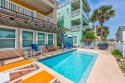 Private pool, In-town location, Sleeps 12, on Gulf of Mexico - Port Aransas, Lake Home rental in Texas