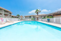 2br condo, sleeps 6, community pool, walk to the beach, on Gulf of Mexico - Port Aransas, Lake Home rental in Texas