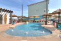 Heated salt water pool, pet friendly! , on Gulf of Mexico - Port Aransas, Lake Home rental in Texas