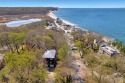 Escape to Paradise Steps to Beach & Spacious Deck, on Atlantic Ocean - Baiting Hollow, Lake Home rental in New York