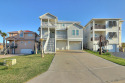 In-town 4 bedroom! Beachfront! BBQ Grill!, on Gulf of Mexico - Port Aransas, Lake Home rental in Texas