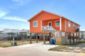 4br3ba, Sleeps 12, great outdoor spaces!, on Gulf of Mexico - Port Aransas, Lake Home rental in Texas