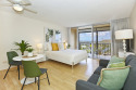 25th Floor Ocean Views! AC, WasherDryer, Wi-Fi, Pool, FREE Parking!, on , Lake Home rental in Hawaii