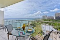 Gorgeous Ocean View! Beachfront! Full Kitchen, WasherDryer, AC, Wi-Fi!, on Oahu - Honolulu, Lake Home rental in Hawaii