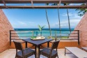 Direct Oceanfront steps to the water Kuleana 614, on , Lake Home rental in Hawaii