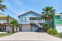 The Mermaid- POOL, Short Walk to BEACH! Pets ok, Golf Cart Accessible, on , Lake Home rental in Texas