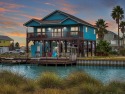 2 Boat Slips, Huge Deck, Waterfront and Pet Friendly!, on , Lake Home rental in Texas