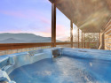 Twist & Shout - 5 BR Cabin with Game Room & Mountain Views!, on , Lake Home rental in Tennessee