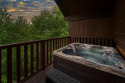 Romantic Value Cabin - Pool Table, Hot Tub, on , Lake Home rental in Tennessee