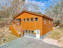 Luxury Cabin Rental with Game Room & Beautiful Views, on , Lake Home rental in Tennessee