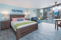 Comfy studio in Heart of Waikiki! Quick walk to beach, close to Ala Moana!, on , Lake Home rental in Hawaii